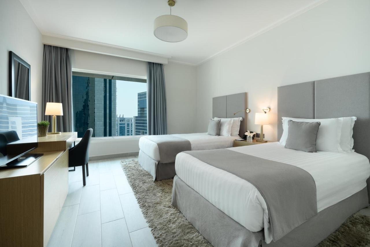 Centara West Bay Hotel & Residences Doha Eksteriør bilde A guest room at the hotel