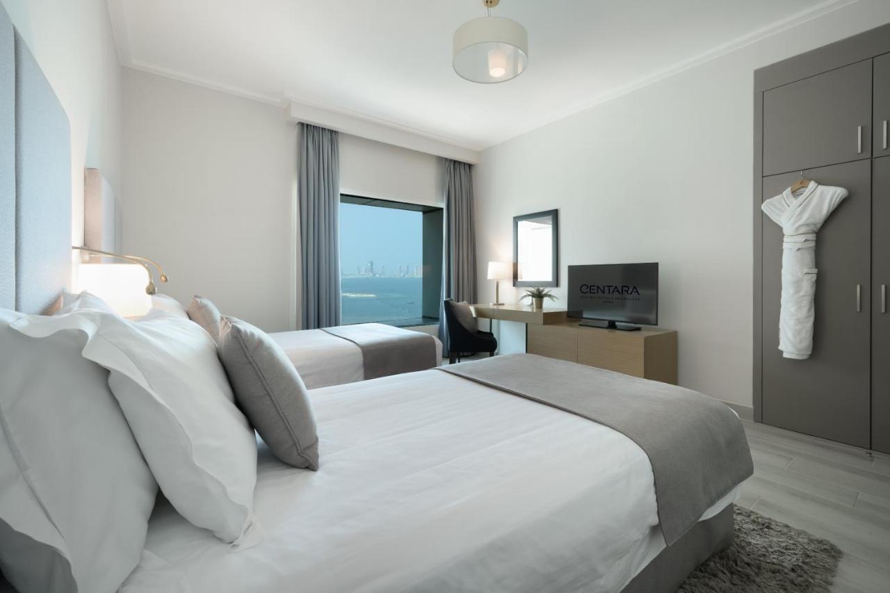 Centara West Bay Hotel & Residences Doha Eksteriør bilde A bedroom at the hotel